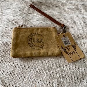 Canvas wristlet